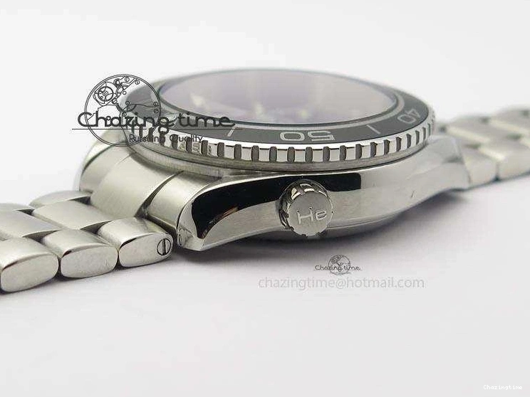 0518 Planet Ocean SS Bp Maker 45mm Black Bezel On SS Bracelet A OnTrend 8218
